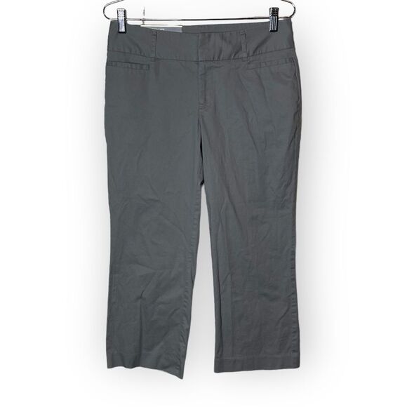 NWT Daisy Fuentes Gray Stretch Twill Capri Pants size 2 - Picture 1 of 5